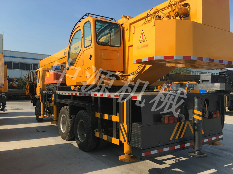 25噸吊車(chē)